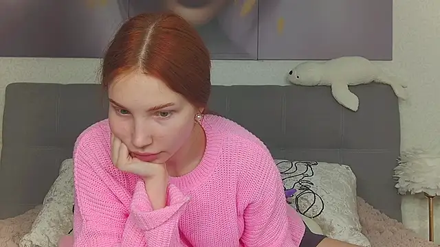 Snapshot of JudyWalkerr chatting on December 2024 01:38:02 PM JudyWalkerr online show from December 2024 01:38:02 PM