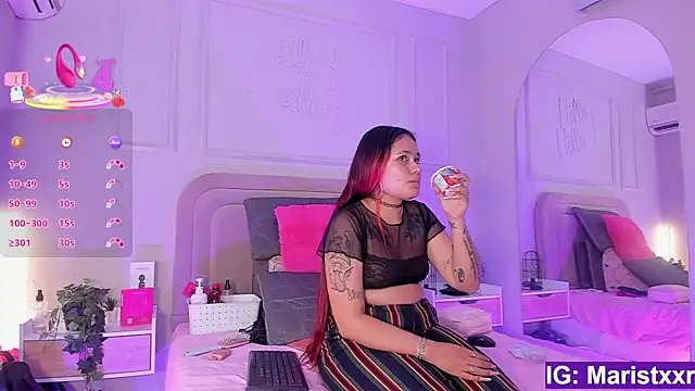 Maristxxr online show from November 2025 07:37:02 PM