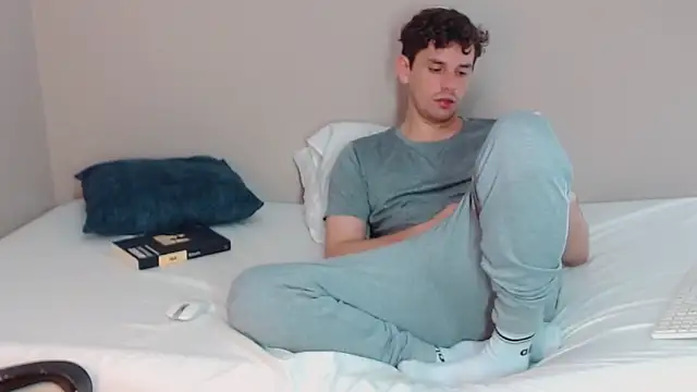 Elio555 online show from December 2024 05:57:02 AM