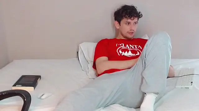 Elio555 online show from January 2025 11:30:01 PM