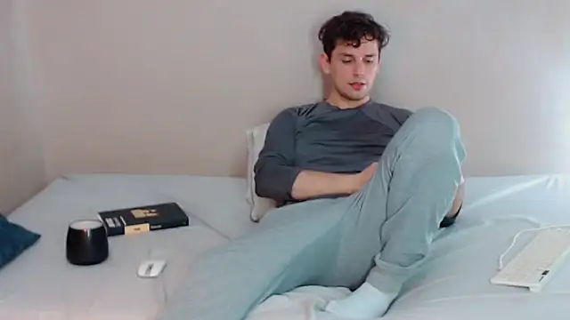 Elio555 online show from March 2025 11:42:01 PM