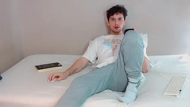 Elio555 online show from March 2025 07:15:01 AM