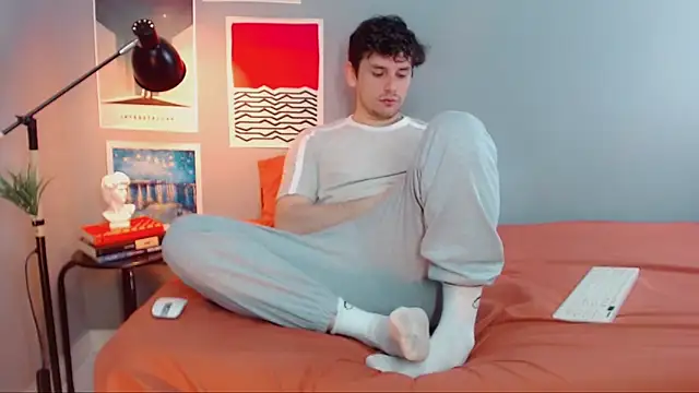 Elio555 online show from September 2025 03:00:02 PM