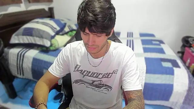 justin stark7 online show from December 2024 10:56:01 PM