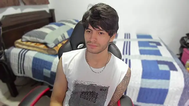 justin stark7 online show from December 2024 10:56:02 PM