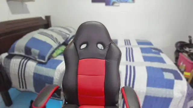 justin stark7 online show from February 2025 11:45:01 PM