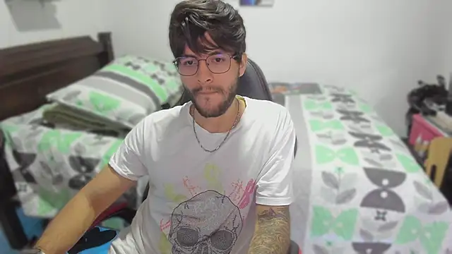 justin stark7 online show from February 2025 10:28:01 PM