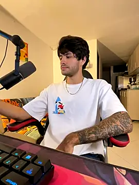 justin stark7 online show from September 2025 12:33:02 AM