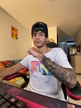 justin stark7 online show from September 2025 09:37:02 PM