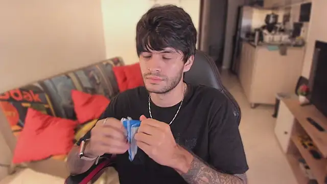 justin stark7 online show from October 2025 11:22:02 PM