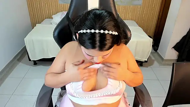 samy 19  online show from September 2025 10:59:02 AM