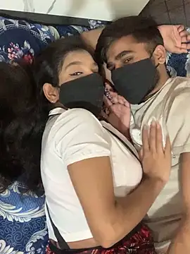 hottiess69 online show from October 2025 02:01:02 AM