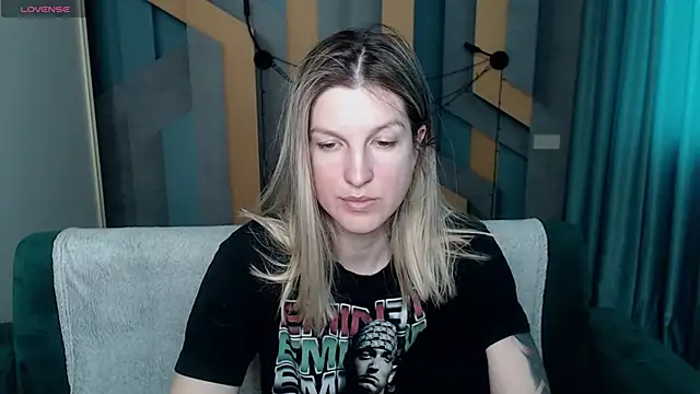 EmilyWalkeri online show from February 2026 08:07:01 AM