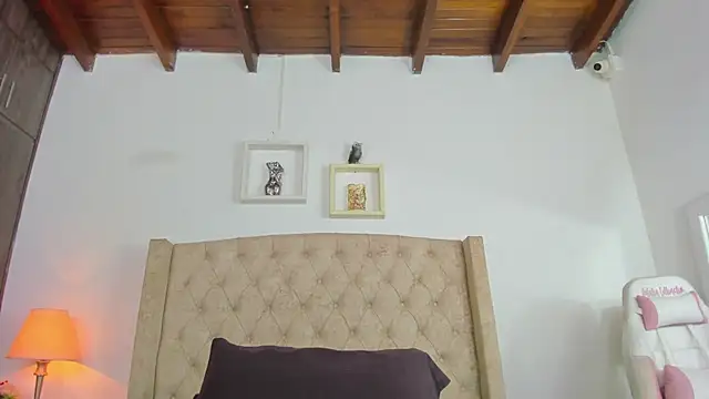 allisson m online show from February 2025 12:13:02 PM