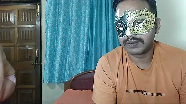 Cutehornycouples online show from October 2025 05:52:02 PM