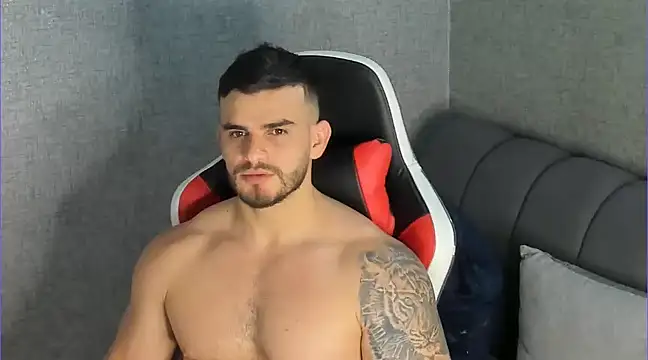 Ricardogo19 online show from January 2025 08:40:02 PM