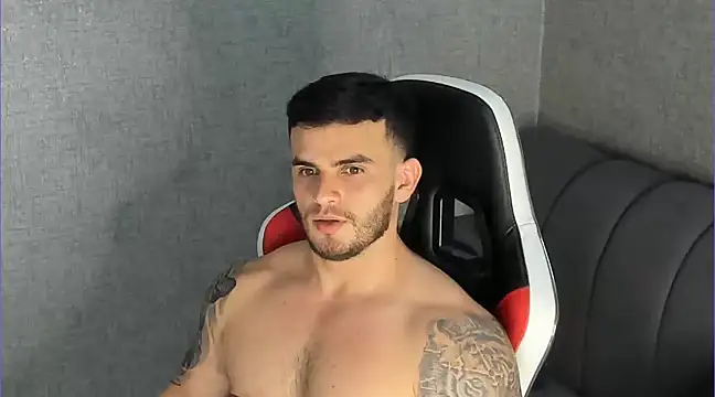 Ricardogo19 online show from February 2025 06:53:01 PM