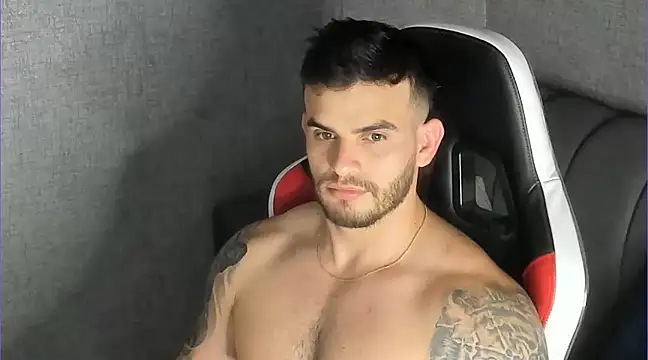 Ricardogo19 online show from March 2025 09:57:01 PM