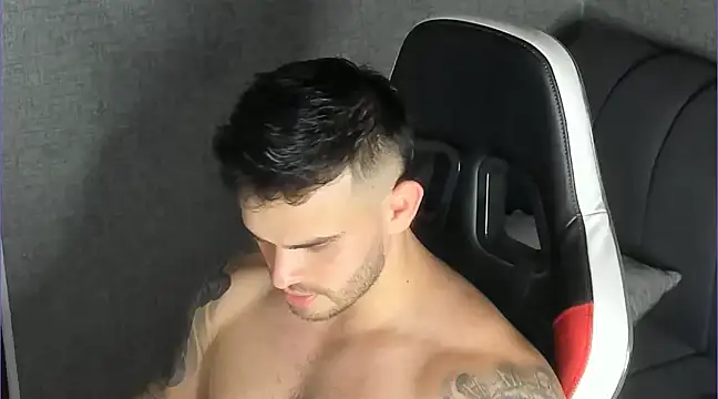 Ricardogo19 online show from March 2025 03:15:01 AM