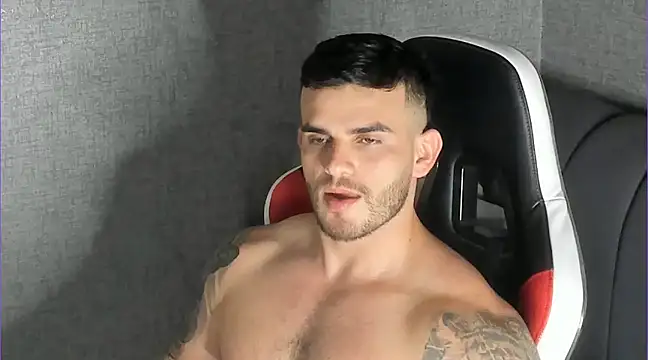 Ricardogo19 online show from March 2025 04:39:02 AM