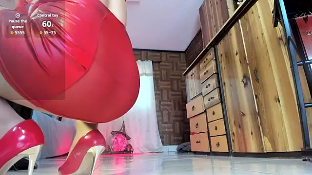 Cristina Vanegas631 online show from October 2025 09:38:02 PM