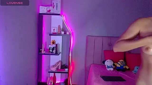 LoaLuxury online show from December 2024 10:52:02 PM