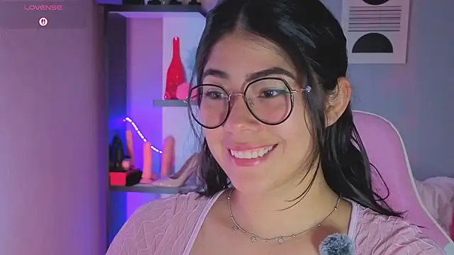 LoaLuxury online show from February 2026 04:28:02 PM