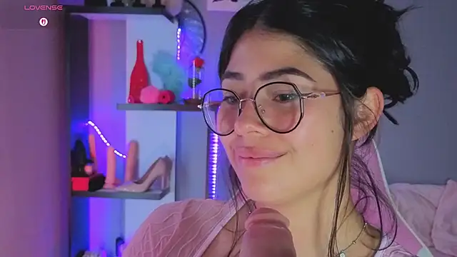 LoaLuxury online show from February 2026 05:07:02 AM