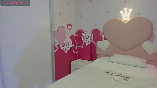 Emelyross  online show from March 2025 12:34:02 AM