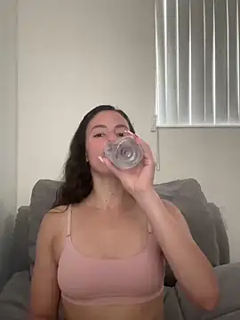 brookehoneynina online show from March 2025 06:42:02 PM