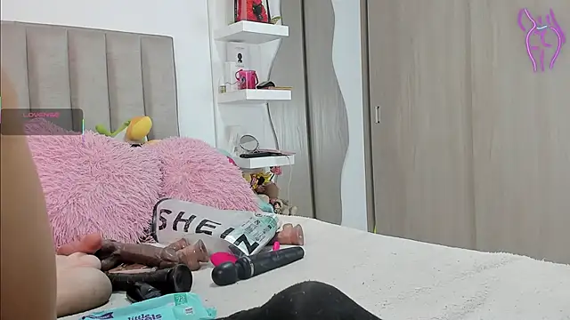 Queen Antonella Oficial online show from September 2025 02:39:02 PM