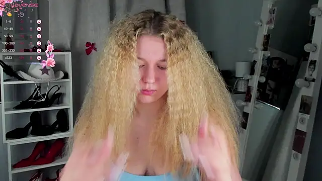 Snapshot of Rebecca_Kelly chatting on January 2026 02:48:02 AM Rebecca Kelly online show from January 2026 02:48:02 AM