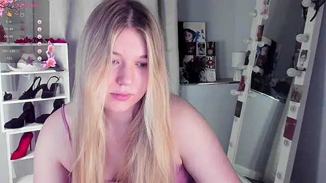 Snapshot of Rebecca_Kelly chatting on February 2026 02:42:02 AM Rebecca Kelly online show from February 2026 02:42:02 AM