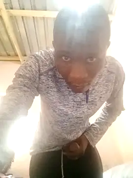 Tshidiso7 online show from December 2025 11:41:02 AM