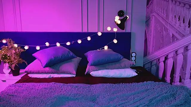 Liv Fay online show from March 2025 08:55:01 PM