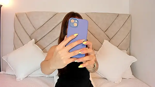 DarlinJones online show from January 2026 12:18:01 PM