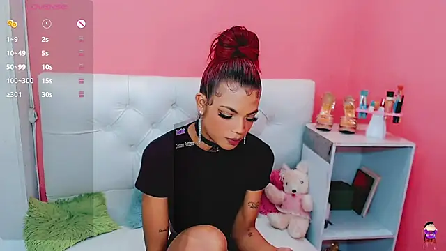 Snapshot of alexa-xxx- chatting on February 2025 08:06:01 AM alexa-xxx- online show from February 2025 08:06:01 AM