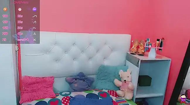 Snapshot of alexa-xxx- chatting on March 2025 12:12:01 PM alexa-xxx- online show from March 2025 12:12:01 PM