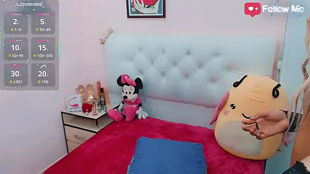 Snapshot of alexa-xxx- chatting on October 2025 04:10:01 AM alexa-xxx- online show from October 2025 04:10:01 AM