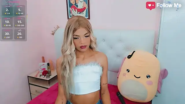 Snapshot of alexa-xxx- chatting on October 2025 03:47:01 AM alexa-xxx- online show from October 2025 03:47:01 AM