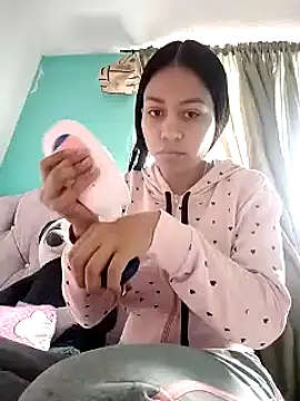 Tiphanydirty3 online show from March 2025 08:12:01 PM