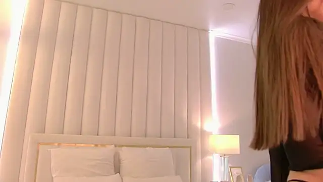 Snapshot of LexiMouss chatting on January 2025 05:32:01 PM LexiMouss online show from January 2025 05:32:01 PM