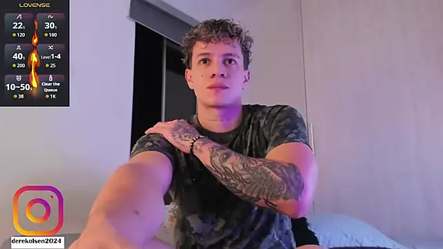 Snapshot of DerekOlsen chatting on September 2025 02:56:02 AM DerekOlsen online show from September 2025 02:56:02 AM