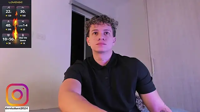 Snapshot of DerekOlsen chatting on September 2025 02:57:02 AM DerekOlsen online show from September 2025 02:57:02 AM