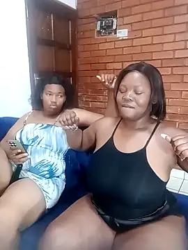 1Blackertheberry1 online show from September 2025 01:24:01 PM