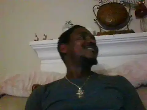 Snapshot of Hugedick0071 chatting on December 2024 01:13:01 AM Hugedick0071 online show from December 2024 01:13:01 AM