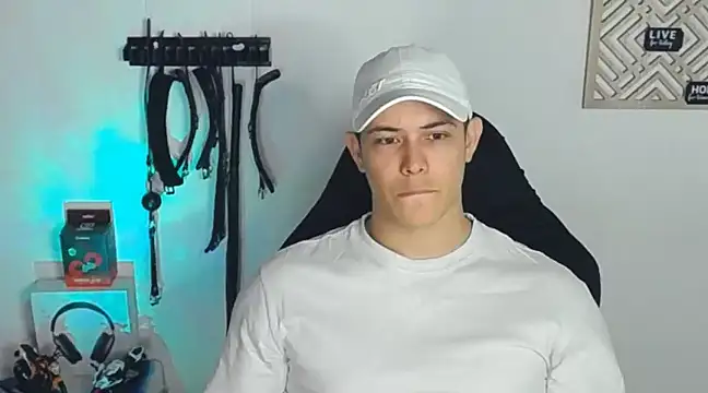 Alan hadid1 online show from January 2025 11:39:02 PM