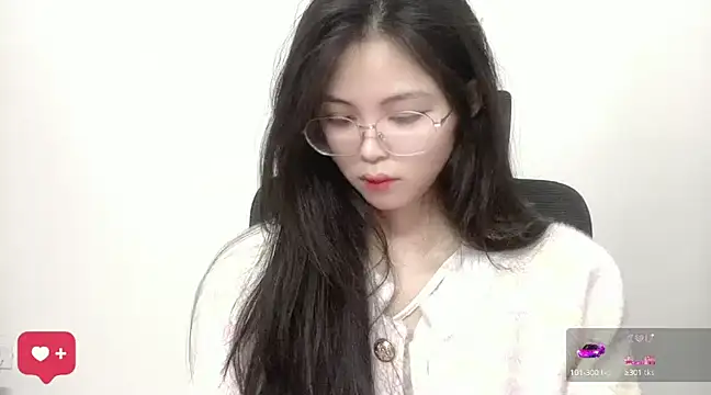 Snapshot of ---MIA--- chatting on January 2025 05:37:02 AM ---MIA--- online show from January 2025 05:37:02 AM