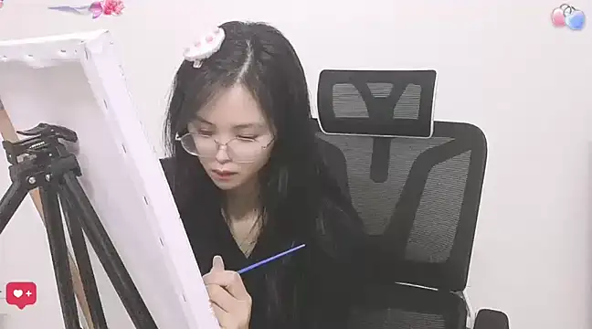 Snapshot of ---MIA--- chatting on March 2025 07:30:01 AM ---MIA--- online show from March 2025 07:30:01 AM