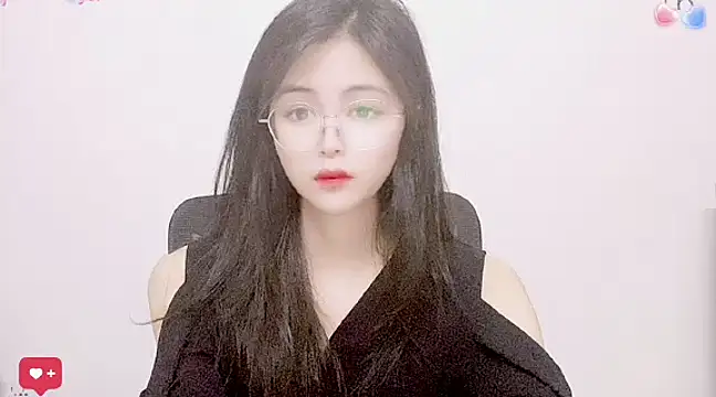 Snapshot of ---MIA--- chatting on March 2025 05:06:02 AM ---MIA--- online show from March 2025 05:06:02 AM